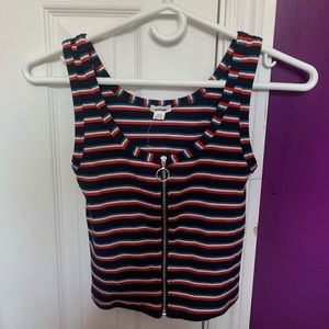 Cute top never wear✌🏼